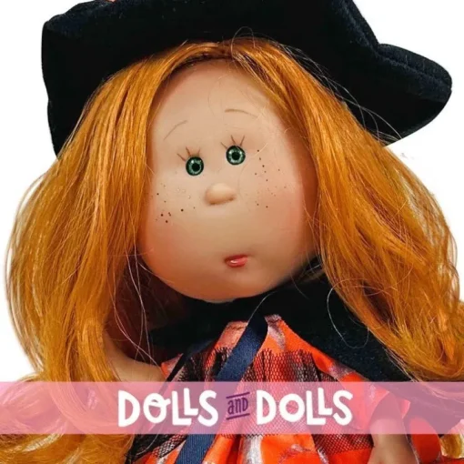 Poupée Nines d'Onil 23 cm - Little Mia Halloween aux cheveux roux ondulés (Sorcière)